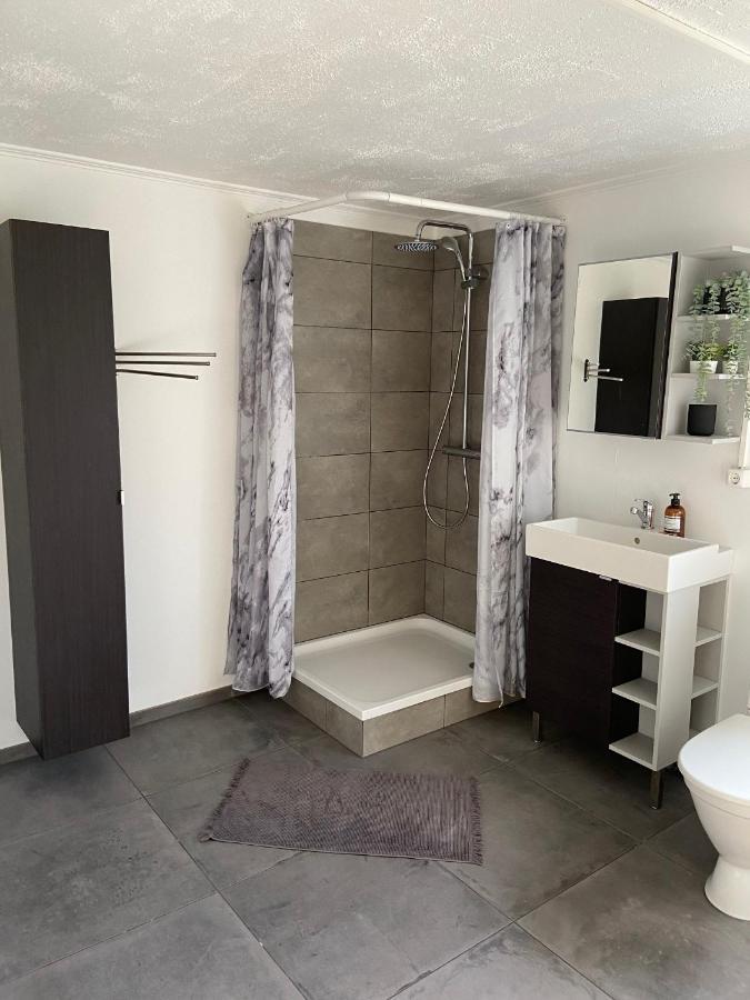 The Little Guesthouse Downtown - Keflavik Airport Zewnętrze zdjęcie