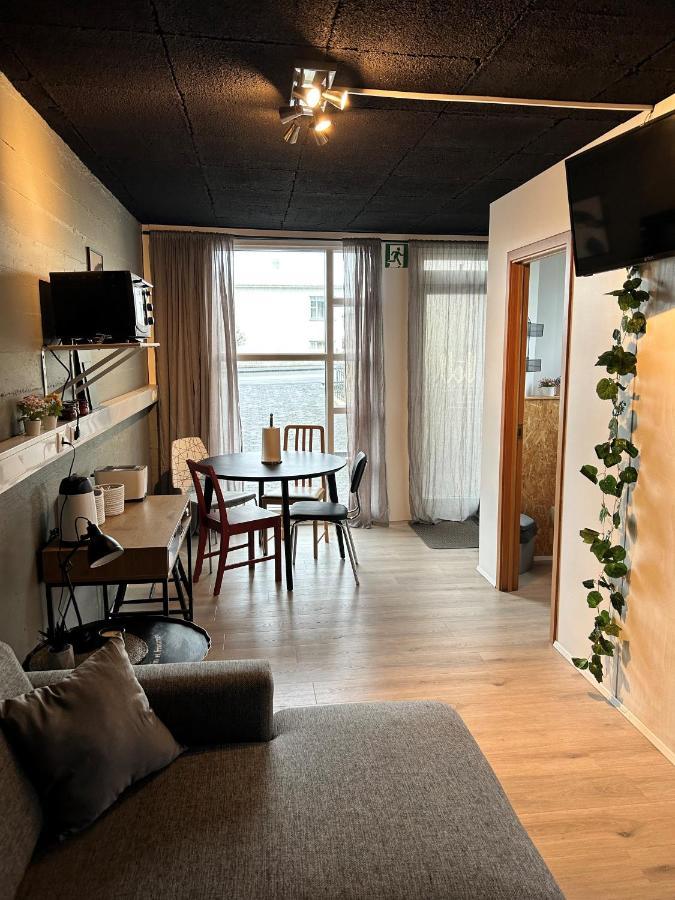 The Little Guesthouse Downtown - Keflavik Airport Zewnętrze zdjęcie